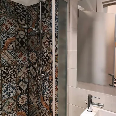 Volta 8 Apartment *